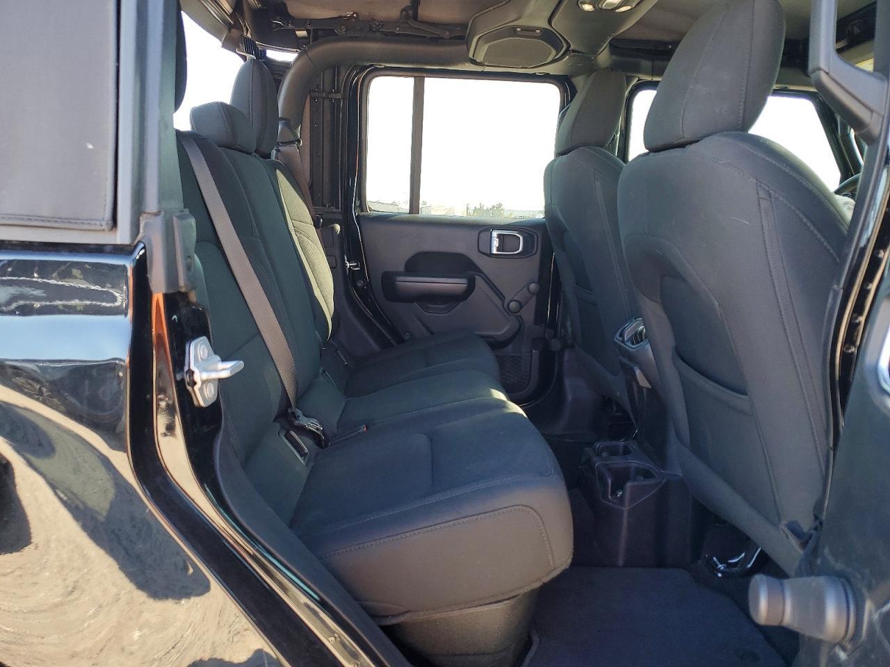2020 Jeep Gladiator Sport