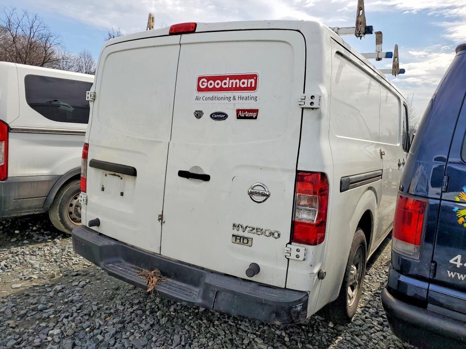 2013 Nissan NV 2500 Delivery Van