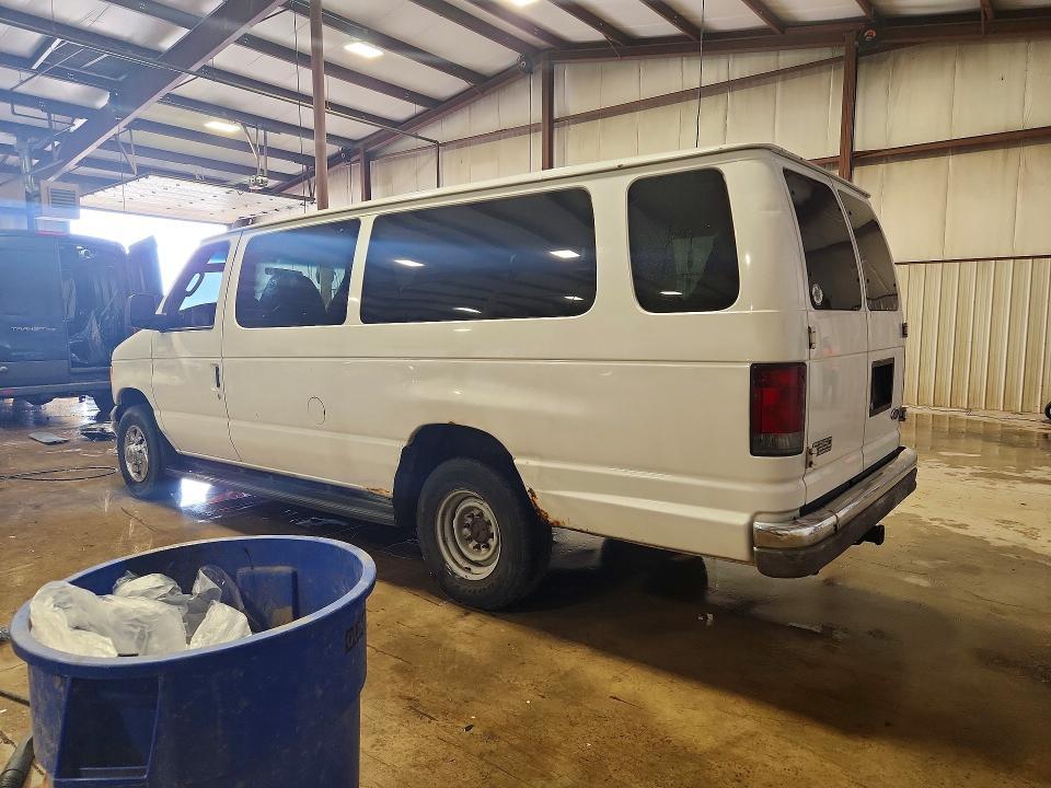 2003 Ford Econoline E350 Super Duty Wagon