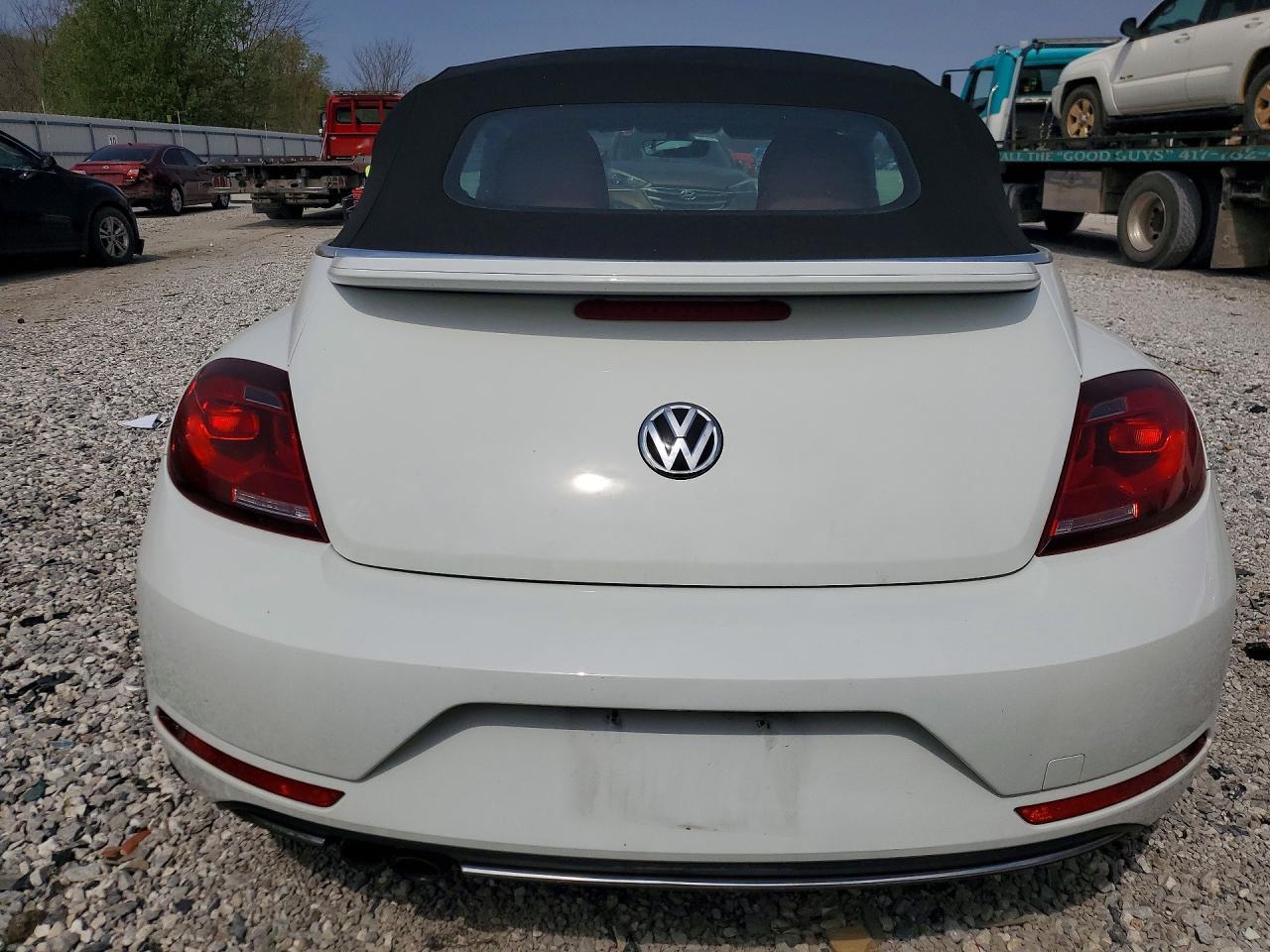2017 Volkswagen Beetle s