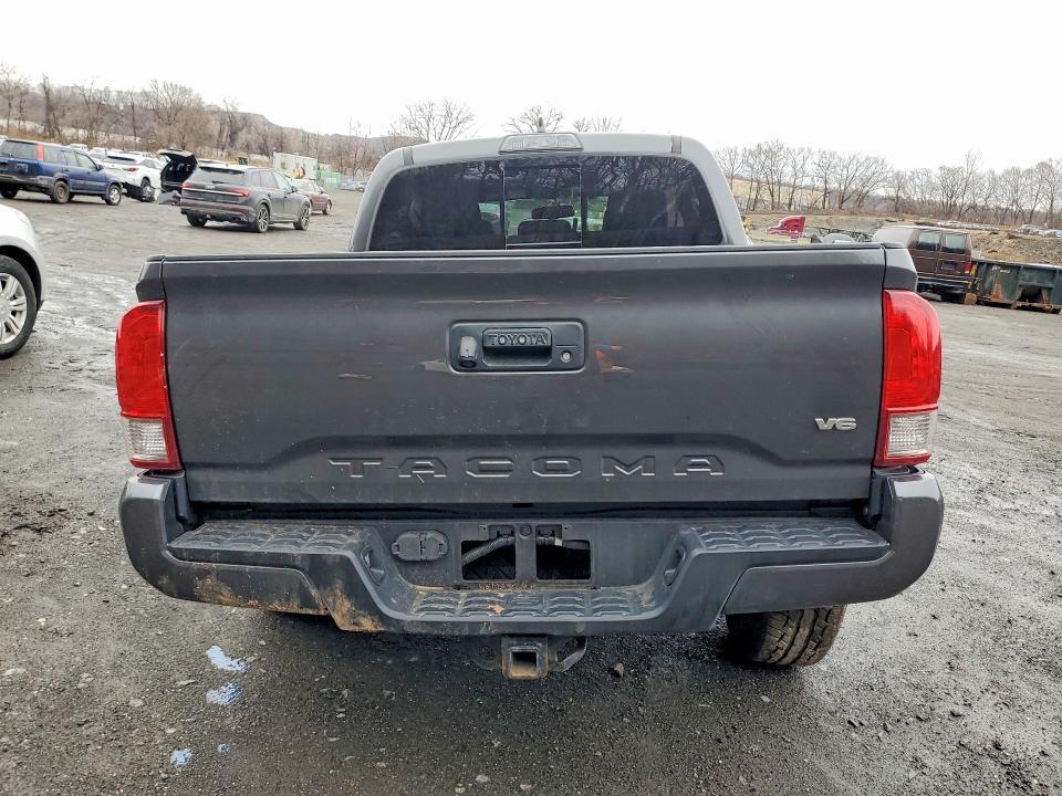2017 Toyota Tacoma trd Sport