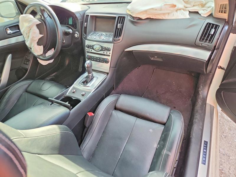 2015 Infiniti Q60 Journey