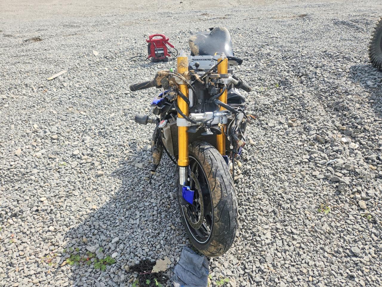 2014 Yama YZFR1