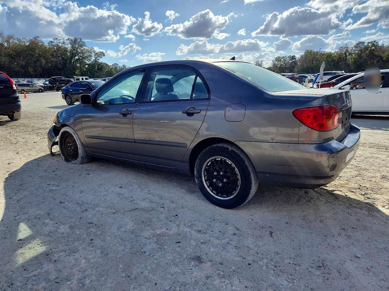 2003 Toyota Corolla le