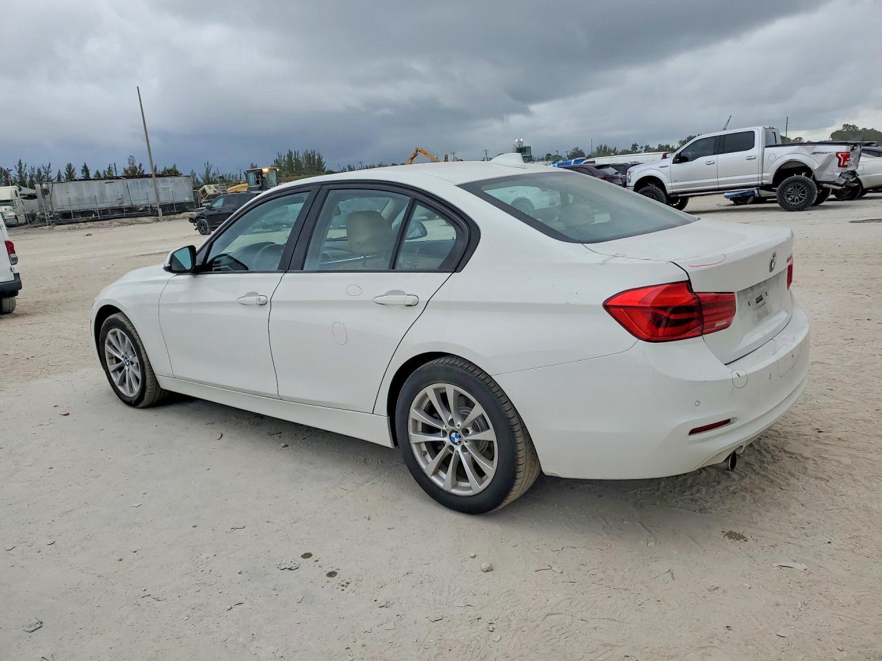 2017 BMW 320 i