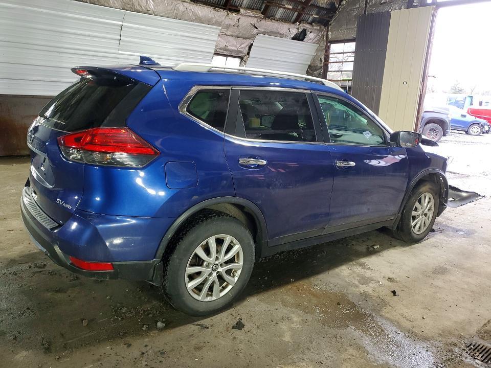2017 Nissan Rogue sv