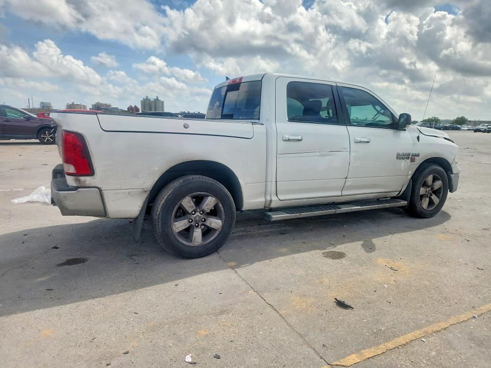 2018 Dodge RAM 1500 SLT