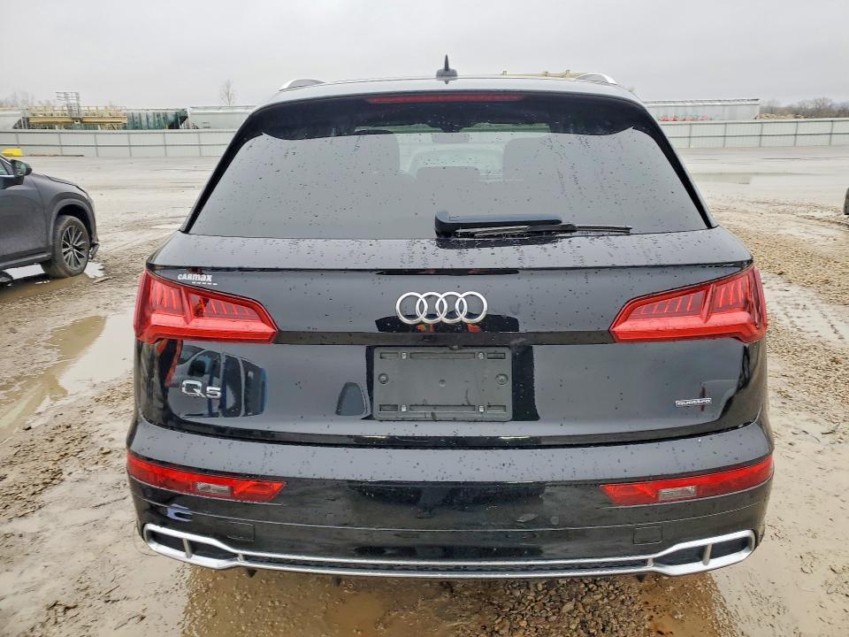 2020 Audi Q5 e Premium Plus