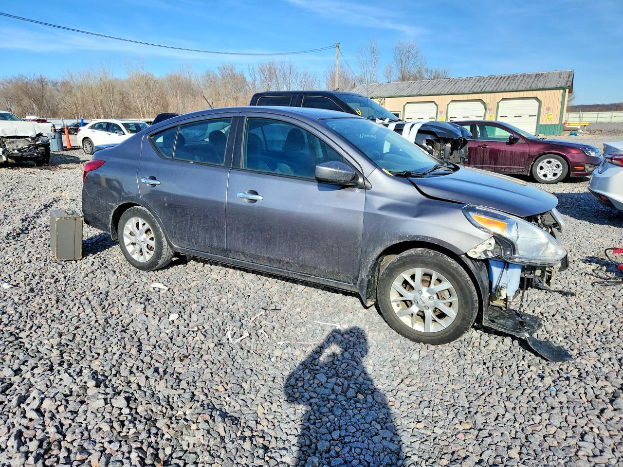 2019 Nissan Versa s