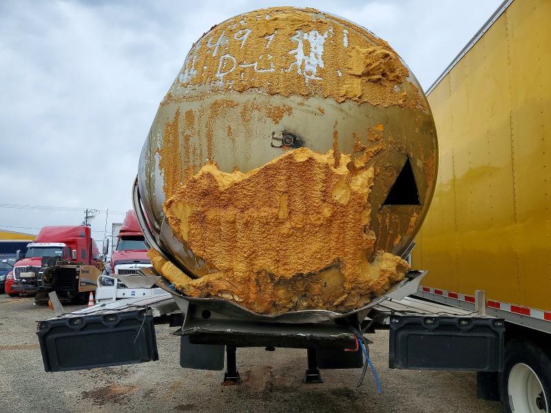 2018 Walker Tank Trailer