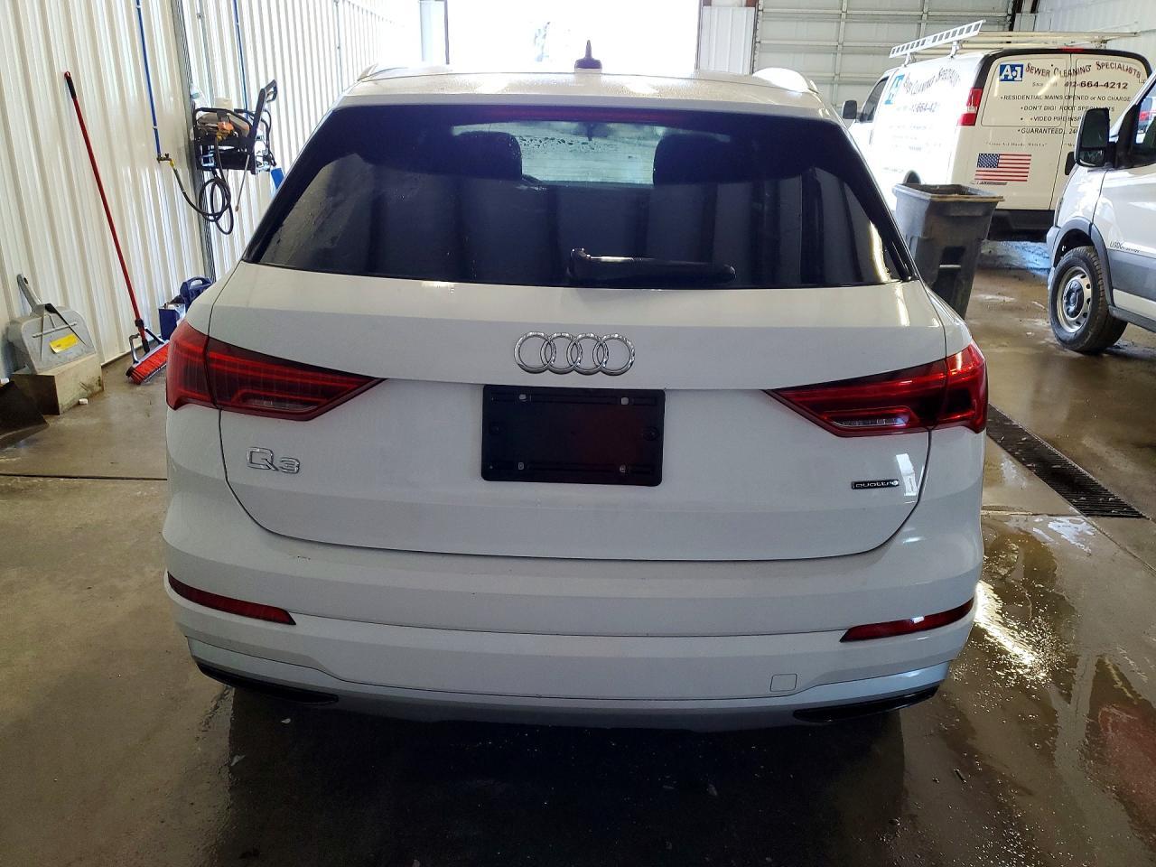 2021 Audi Q3 Premium 40