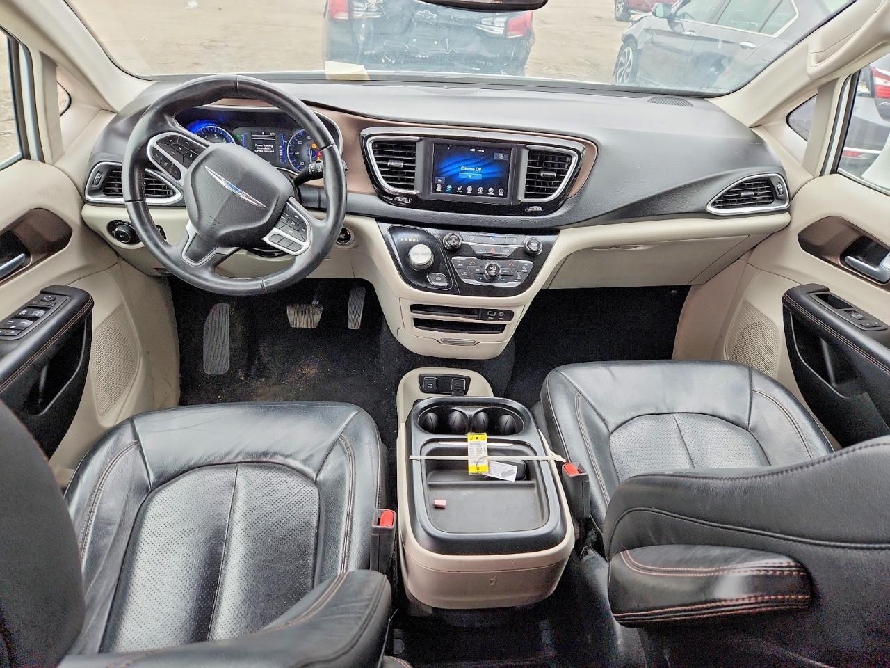 2018 Chrysler Pacifica Touring l