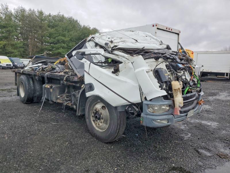 2016 Kenworth K270/K370 Flatbed Truck