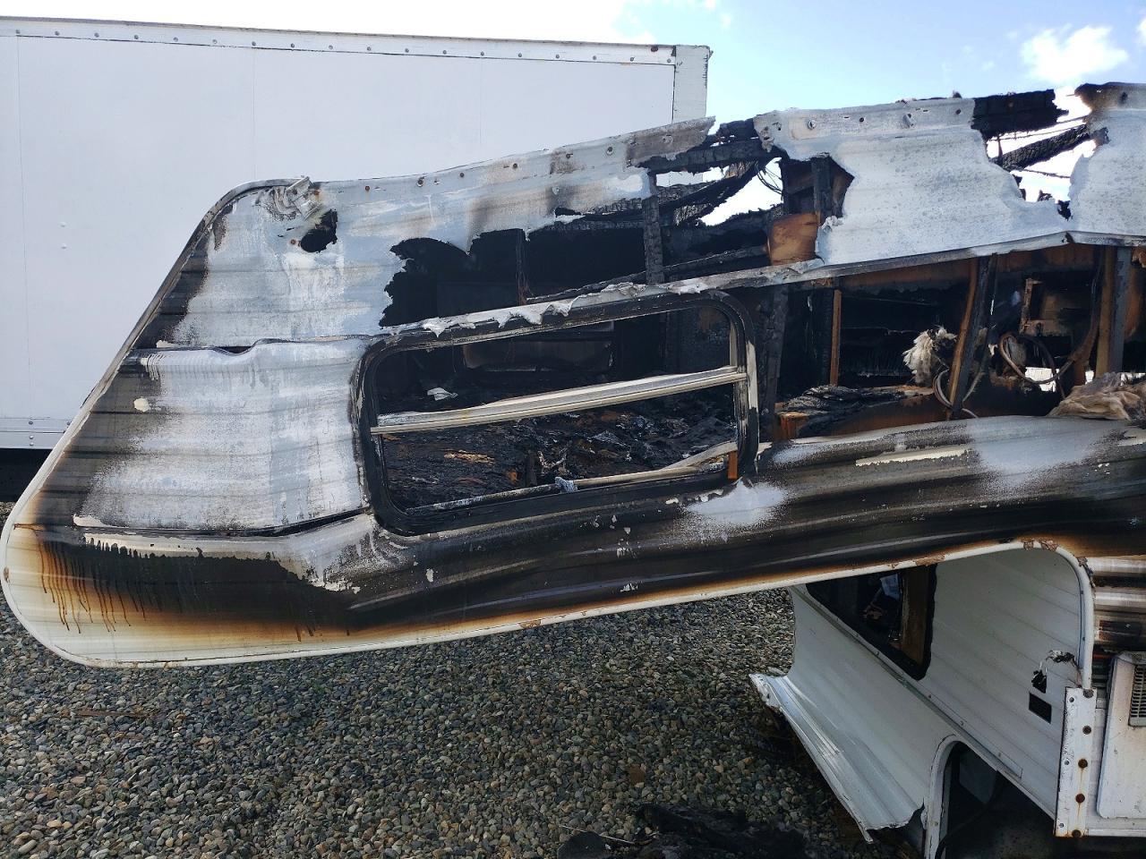 1998 Elkh Truck Camp