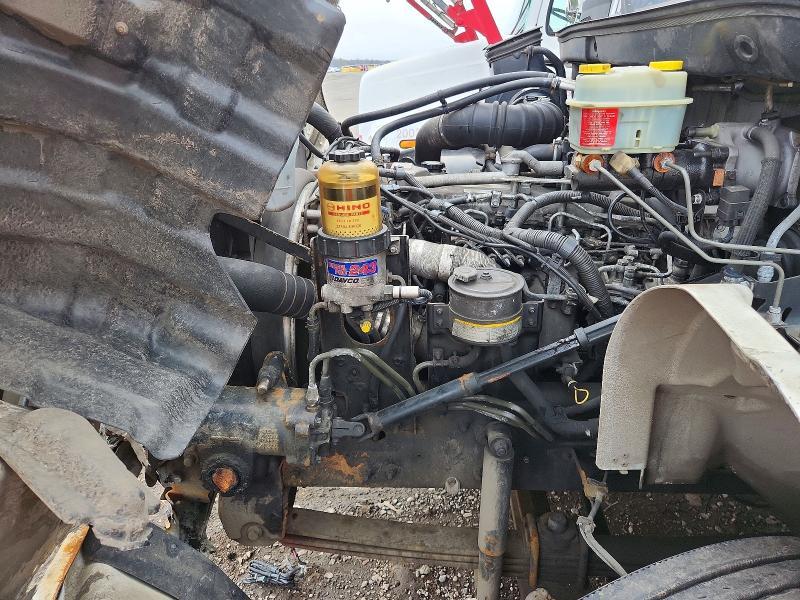 2014 Hino 258/268 BOX Truck