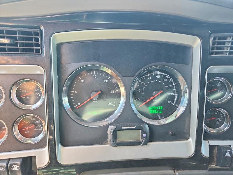 2007 Kenworth T660 Semi Truck