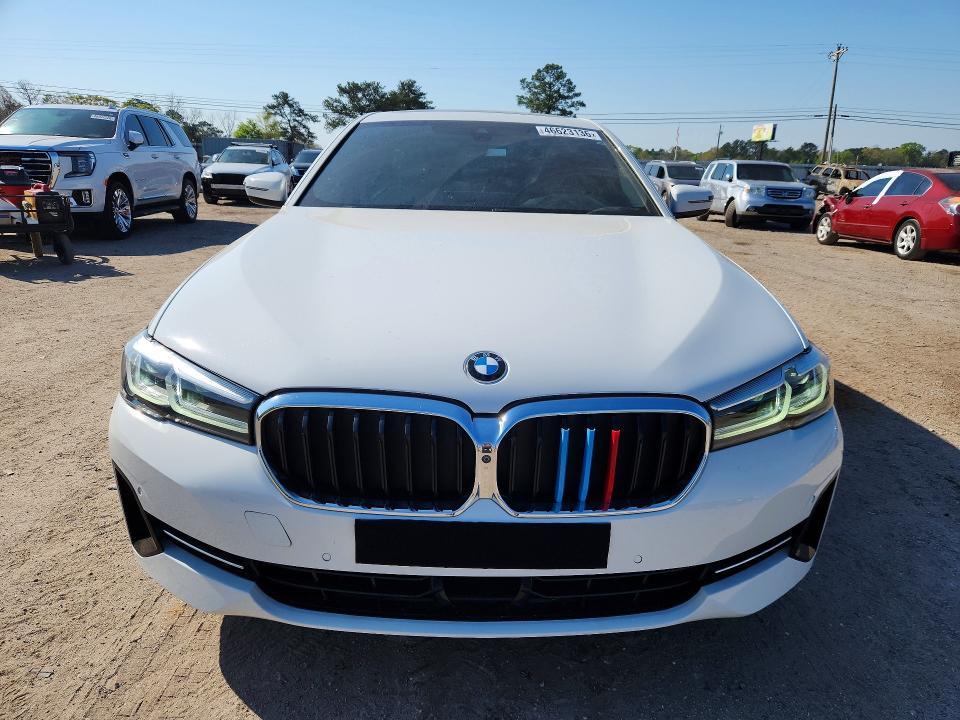 2021 BMW 530 xi