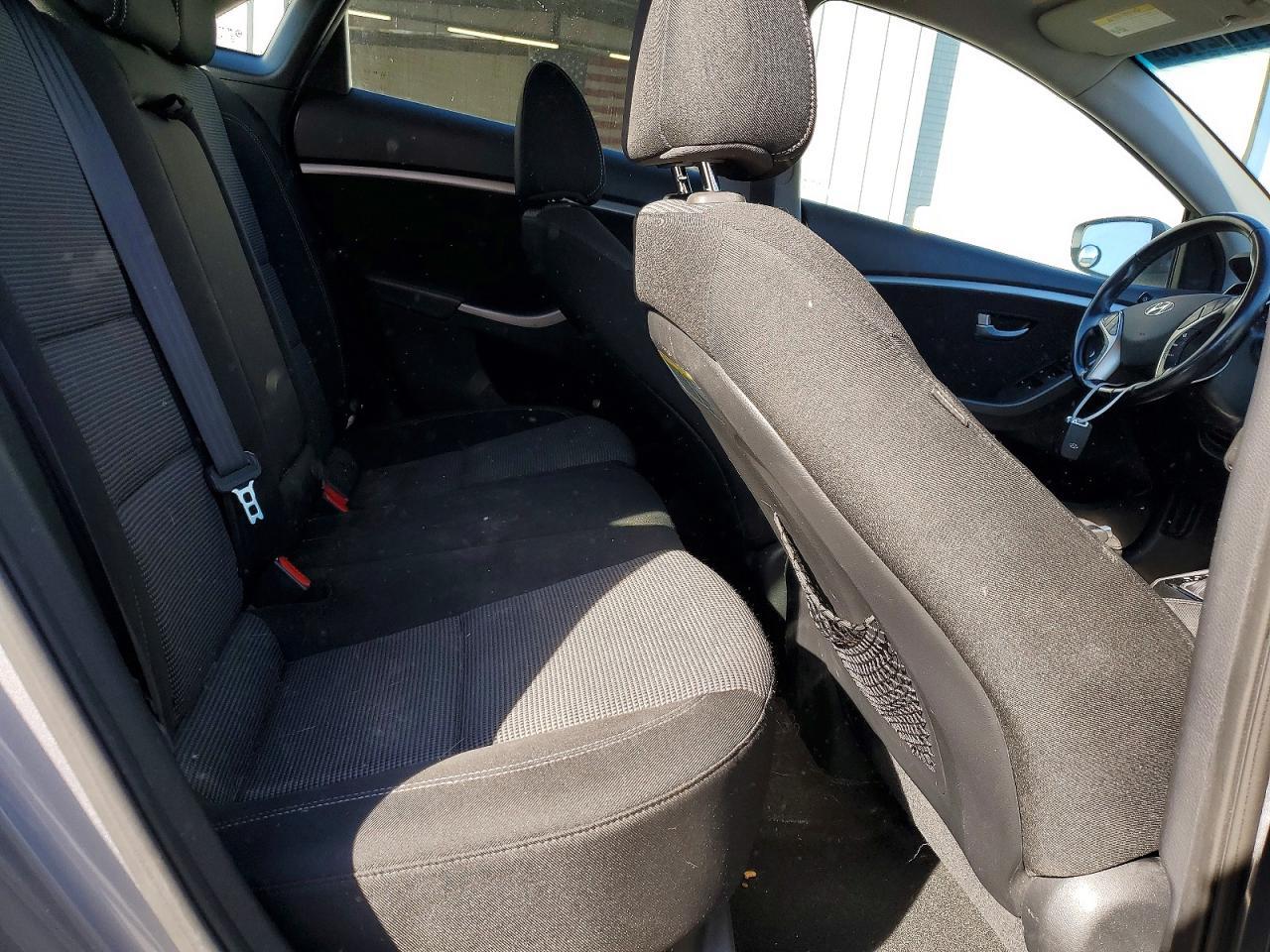 2013 Hyundai Elantra gt Base