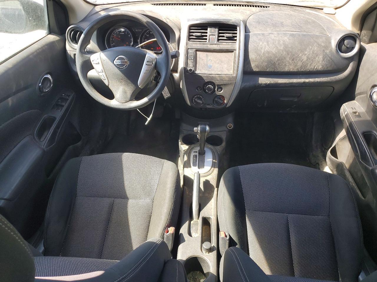 2019 Nissan Versa sv