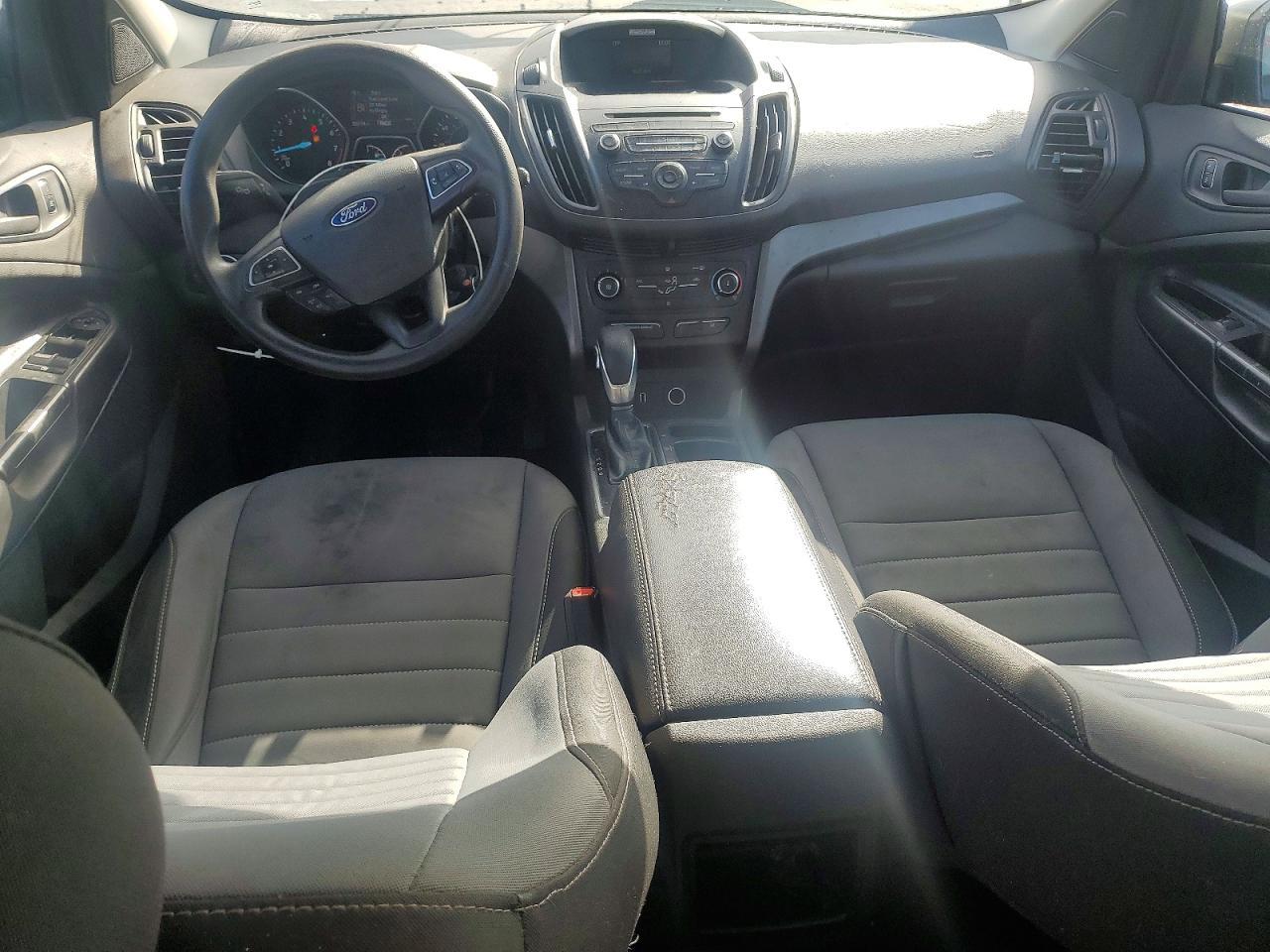 2017 Ford Escape s