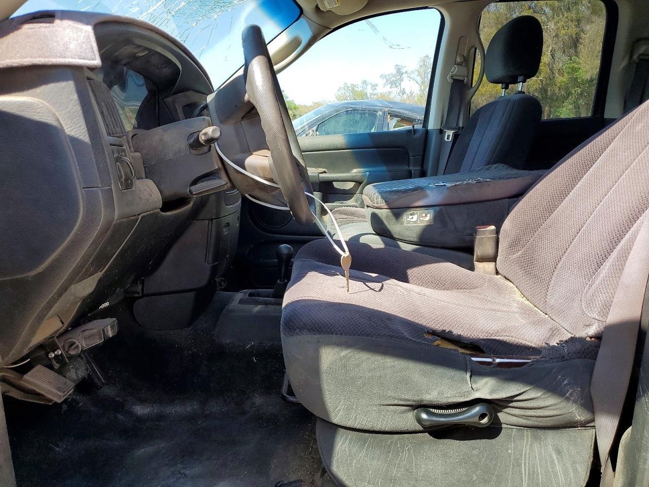 2005 Dodge RAM 1500 ST