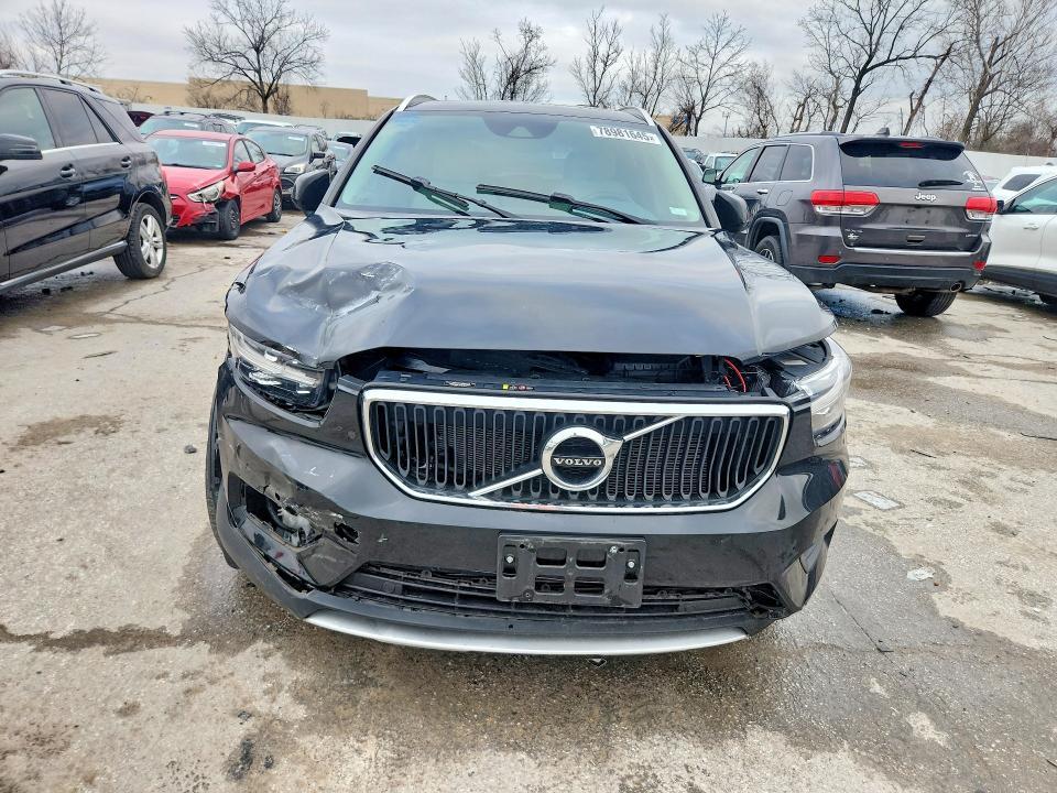 2020 Volvo Xc40 T5 Momentum