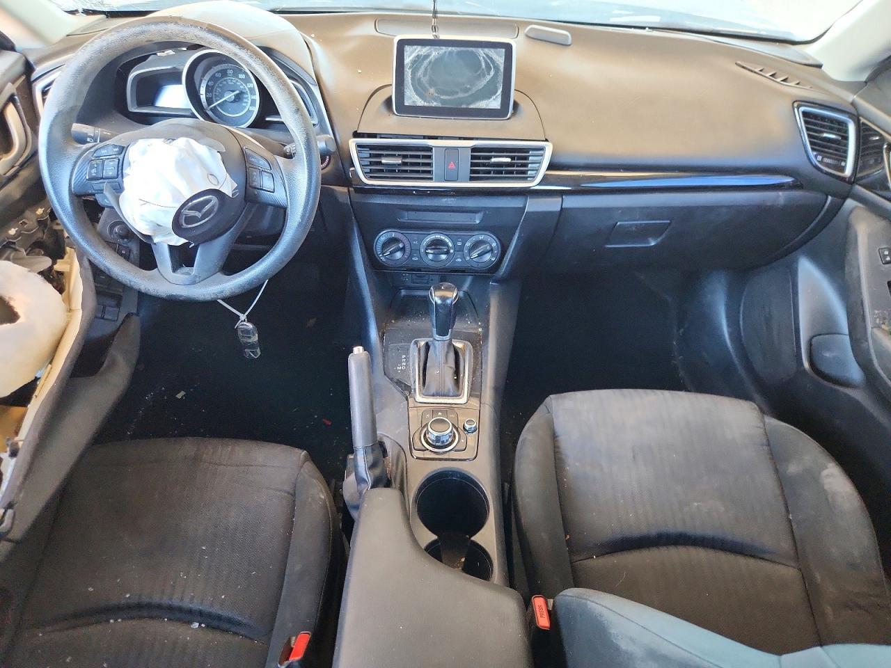 2015 Mazda 3 Sport