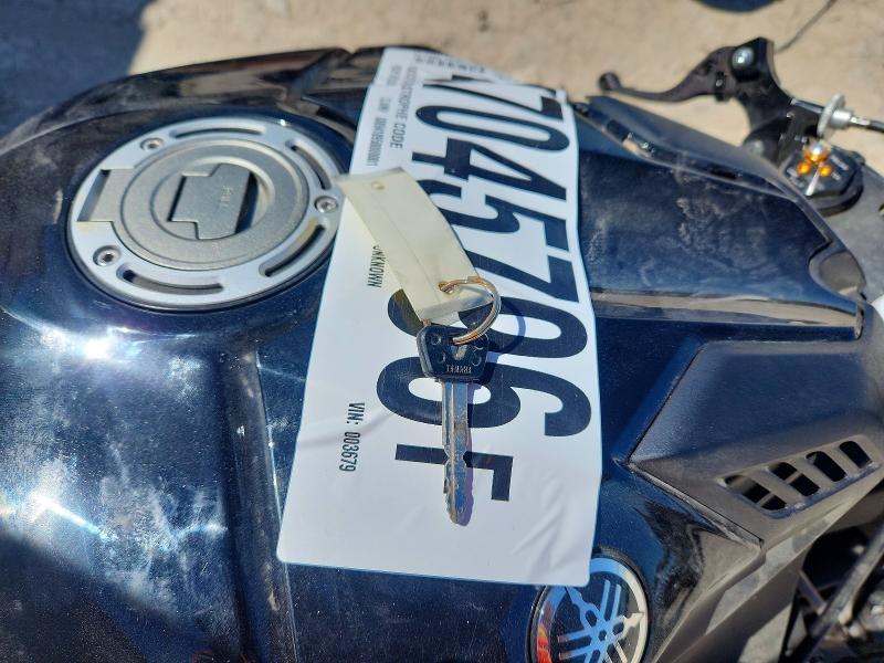 2024 Yama Yzfr1