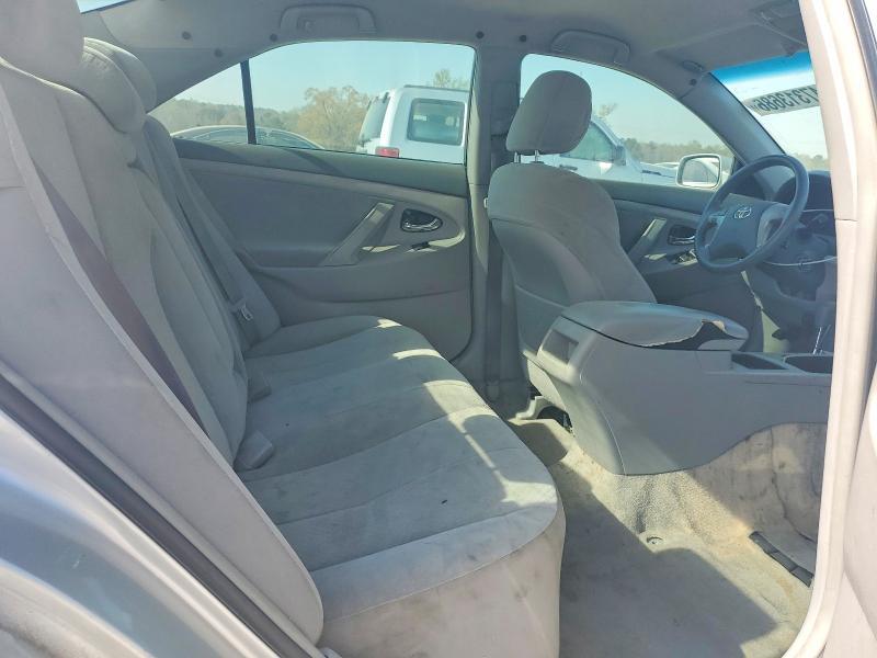 2009 Toyota Camry le