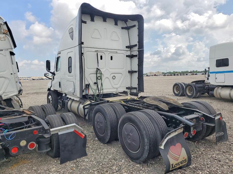 2022 Freigliner 2022 Freightliner Cascadia 126 Semi Truck