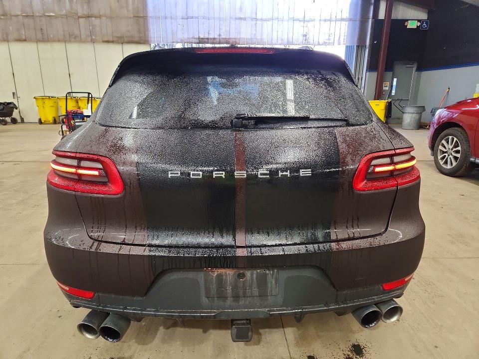 2016 Porsche Macan s