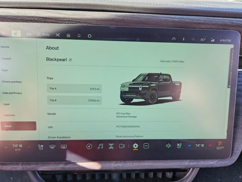 2025 Rivian R1T Adventure