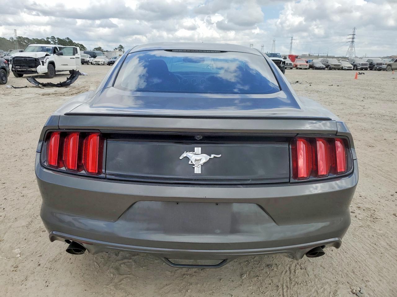 2015 Ford Mustang