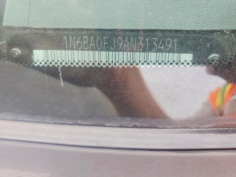 2010 Nissan Titan SE