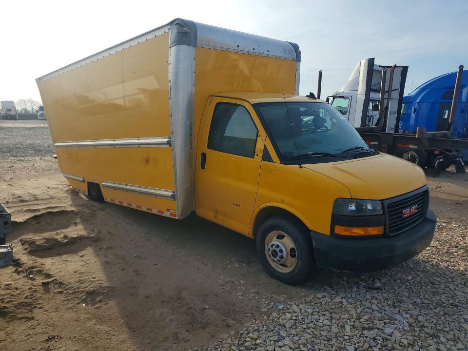 2023 GMC Savana CUT-BOX Truck