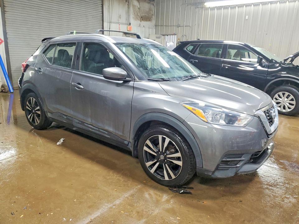 2019 Nissan Kicks sv