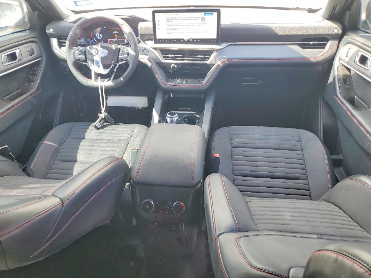 2025 Ford Explorer St-line