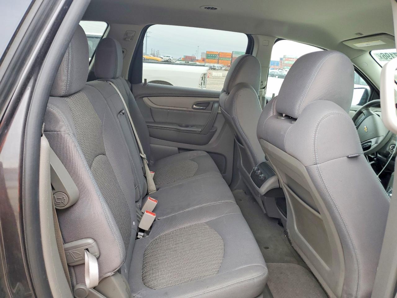 2013 Chevrolet Traverse ls