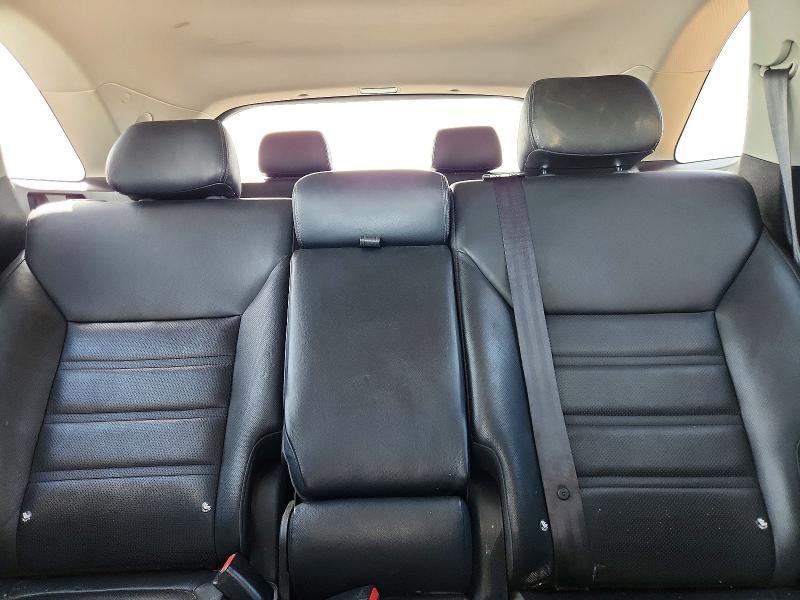 2016 KIA Sorento sx V6