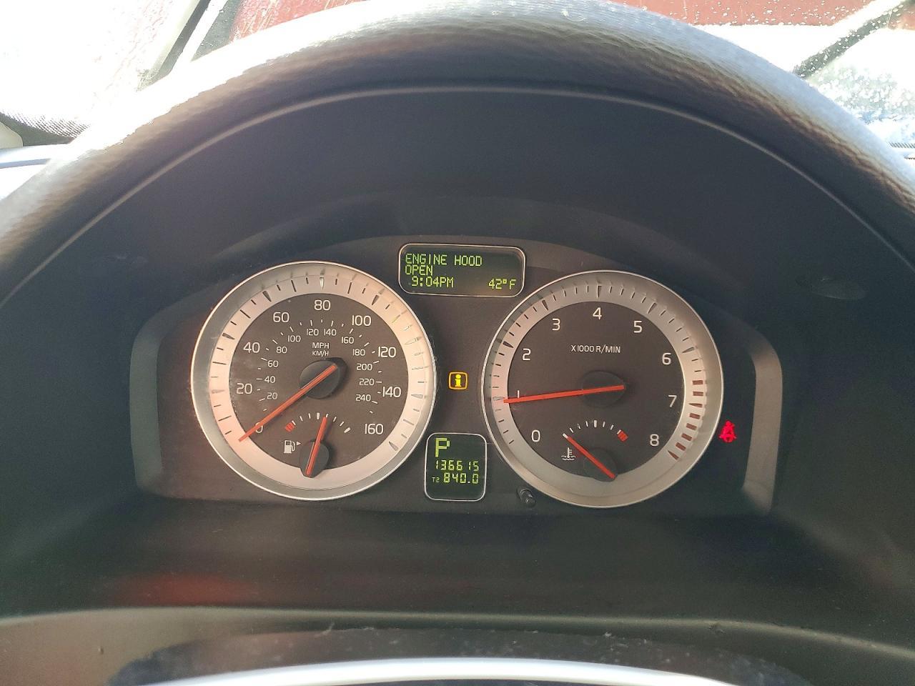 2011 Volvo C70 T5