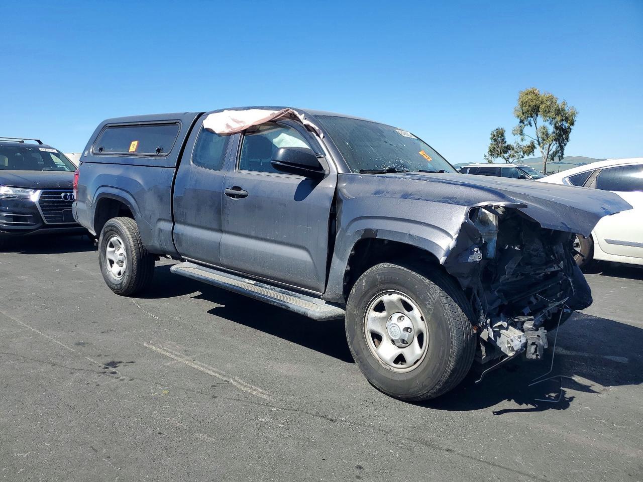 2018 Toyota Tacoma SR