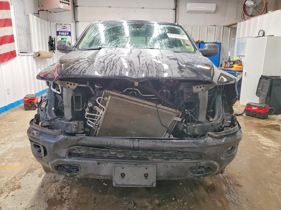 2020 Dodge Ram 1500 big Horn