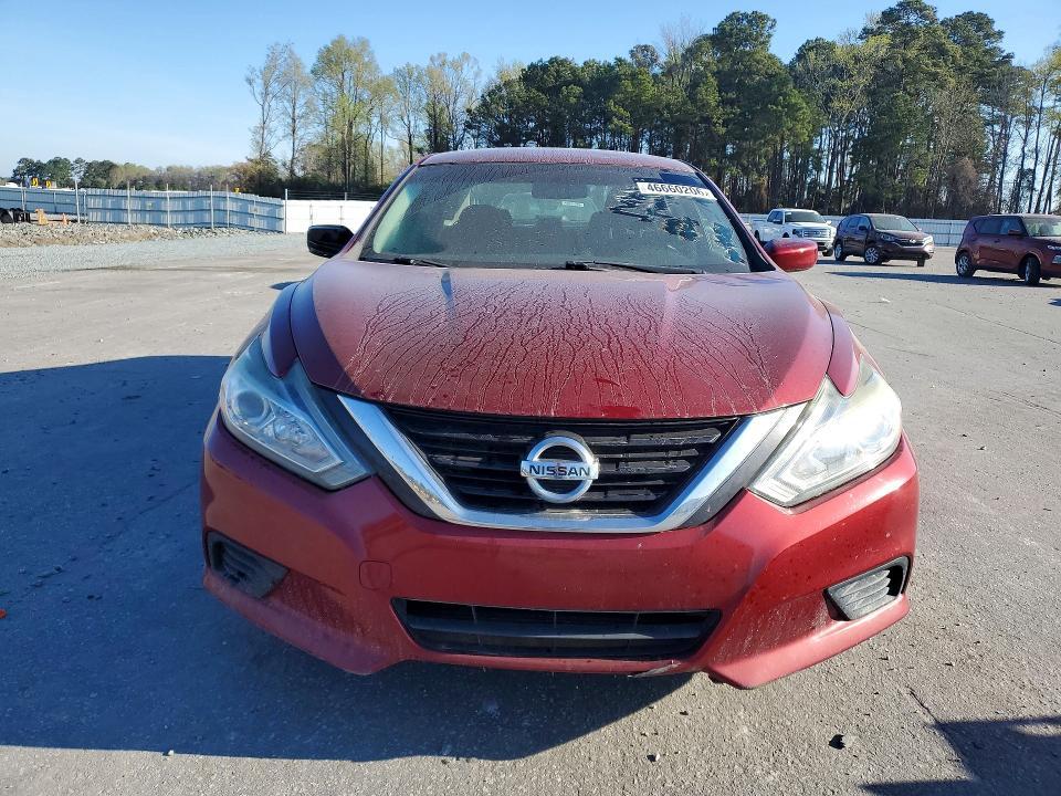 2018 Niss Altima 2.5 s