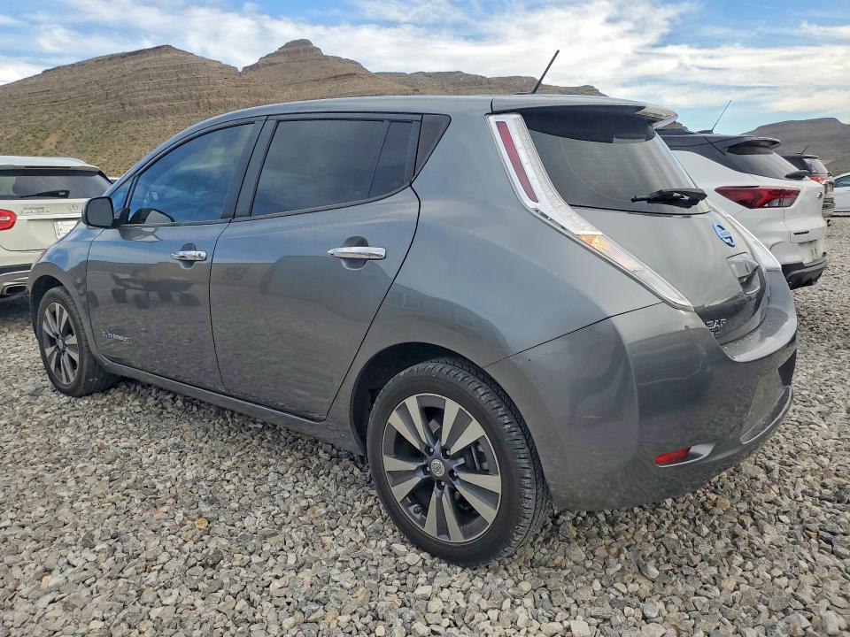2015 Nissan Leaf sv
