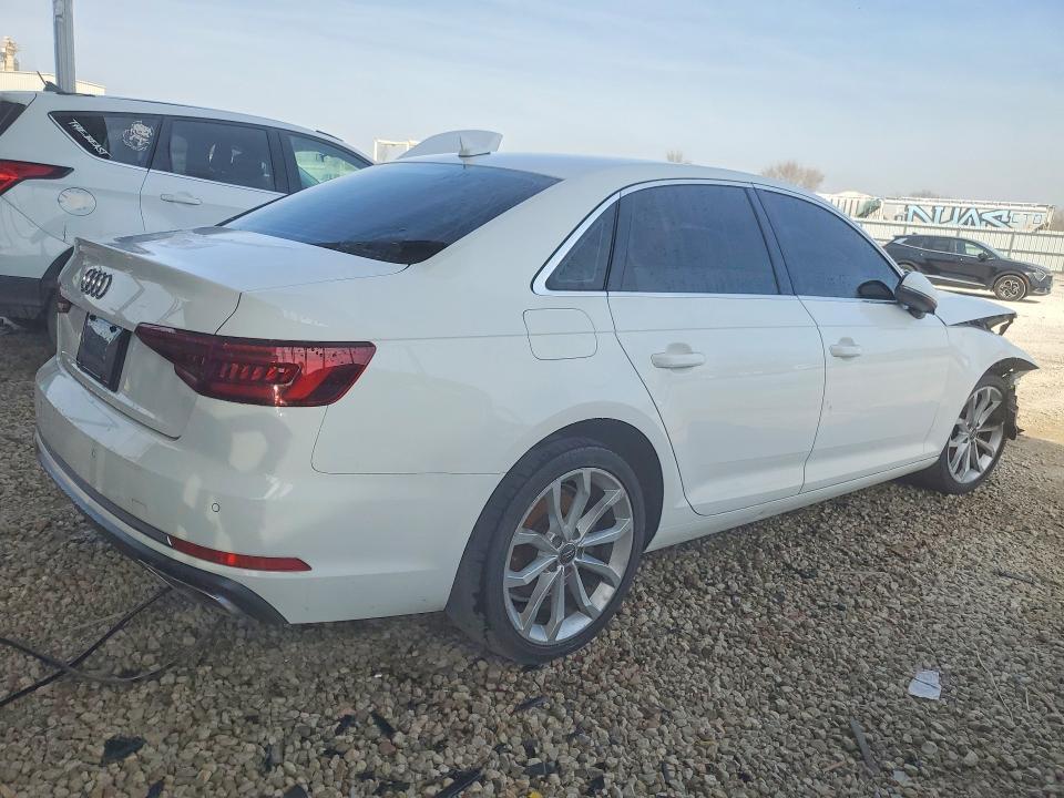 2019 Audi A4 Premium Plus