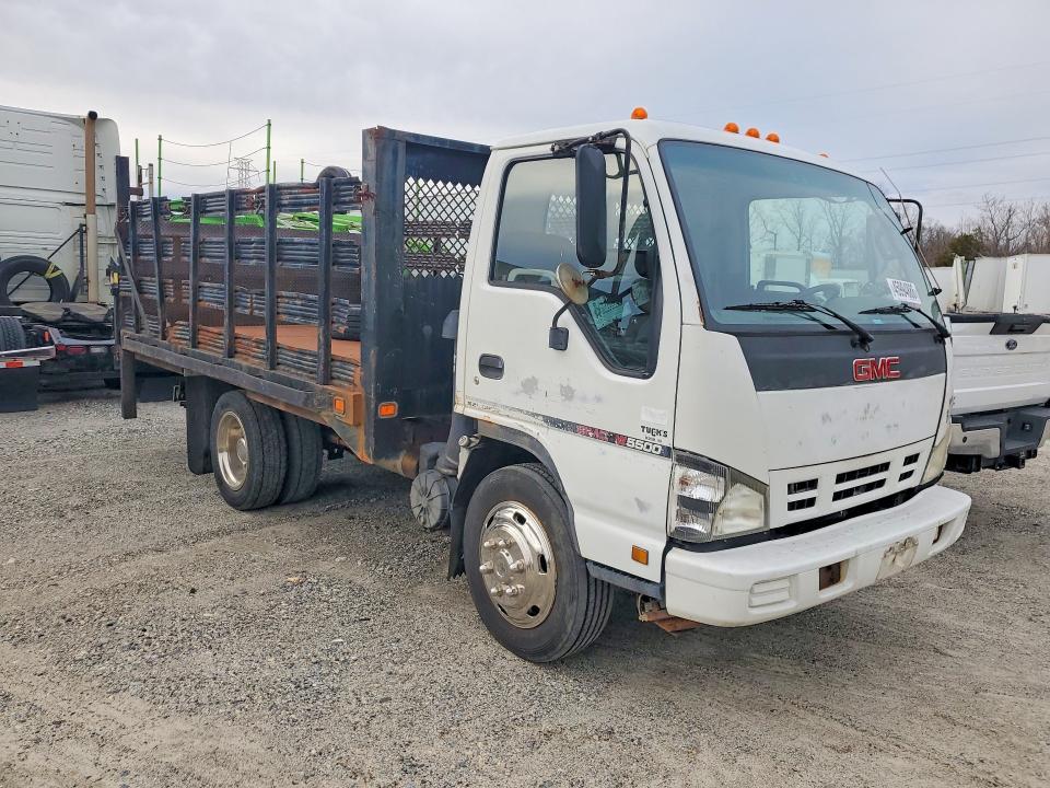 2007 GMC W5500 Flatbed Truck