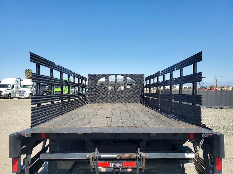 2018 Ford F550 Super Duty Flatbed Truck