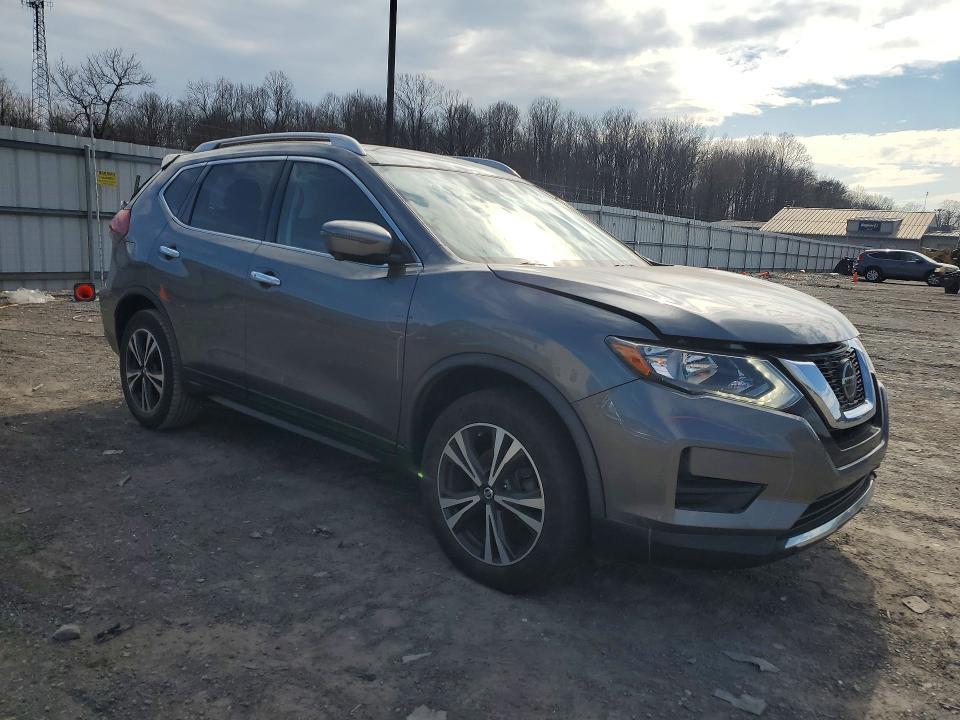 2019 Nissan Rogue sv