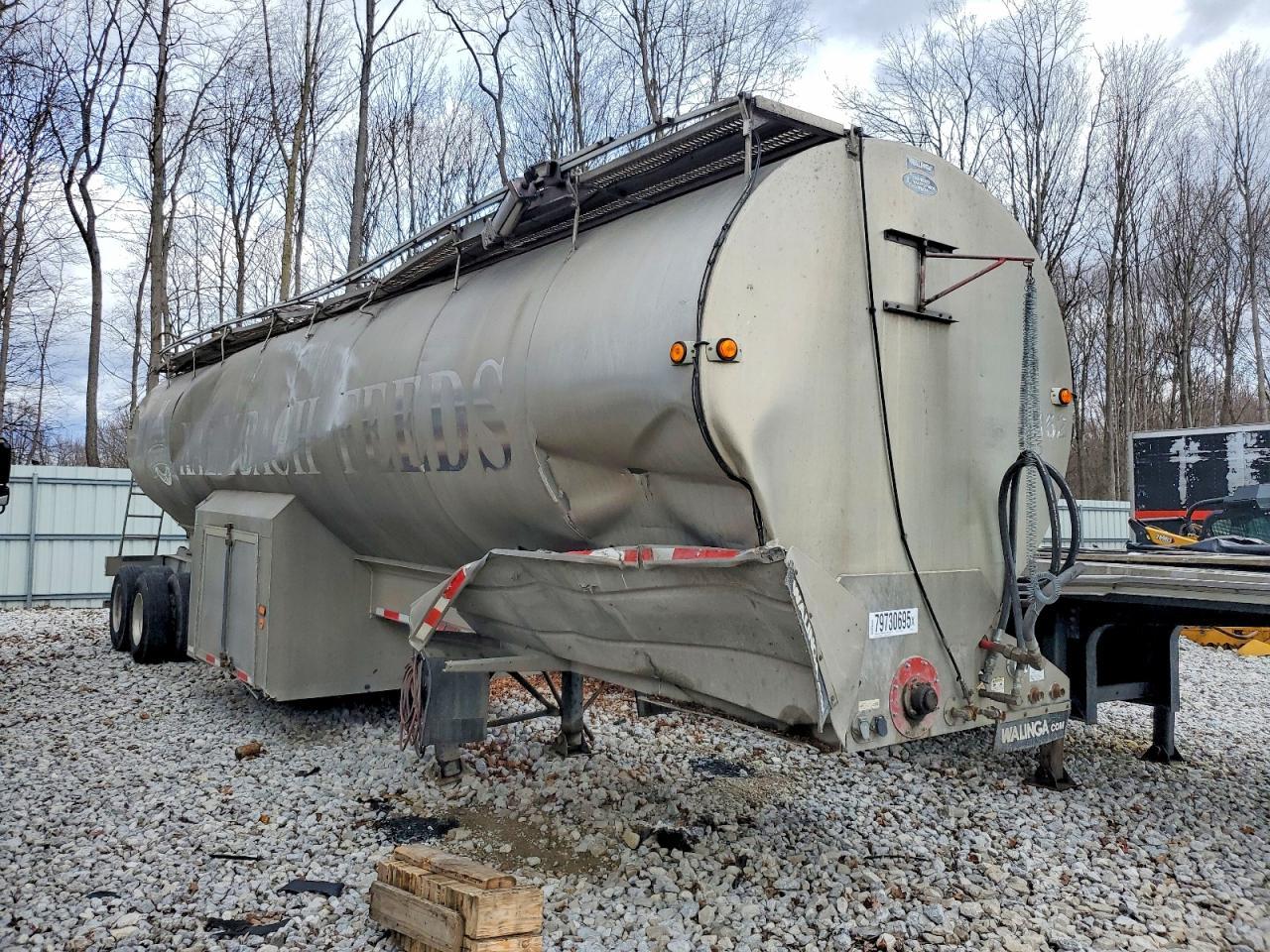 2014 Walinga Feed Delivery Trailer