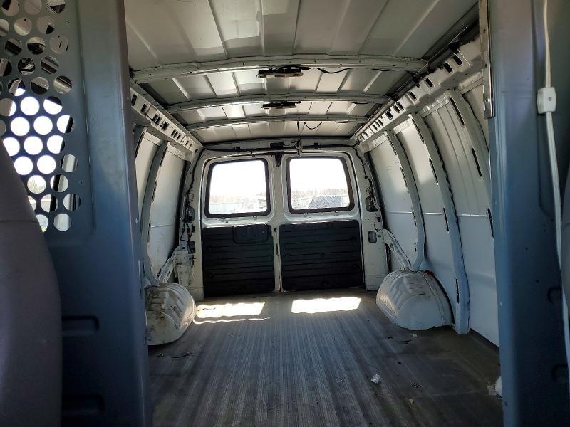 2017 Chevrolet Express G2500
